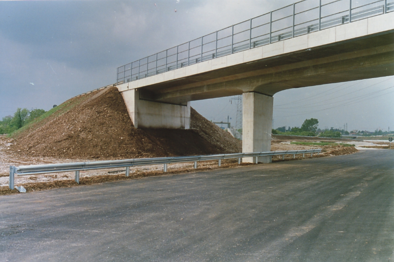 Cavalcavia, ponti e sottoppassi nel raccordo autostradale di Udine
